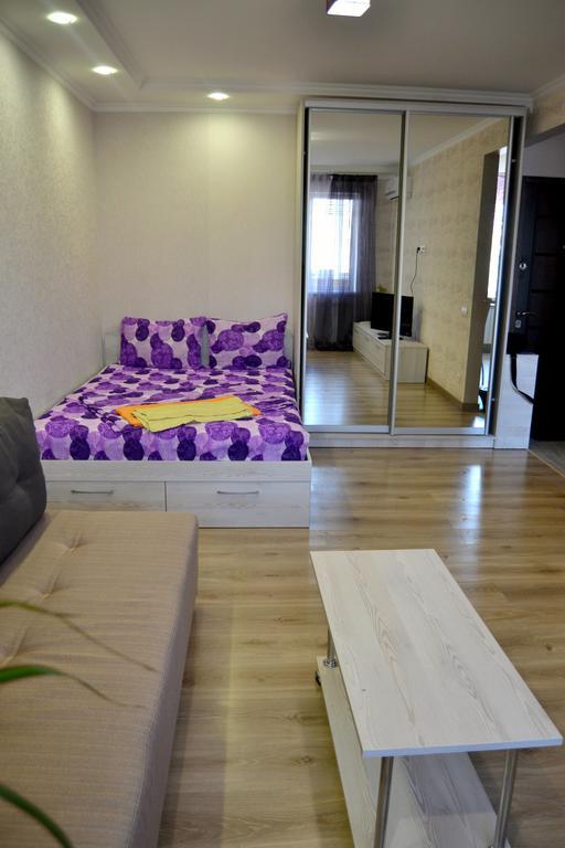 Apartment On Bogdana Gavrilishyna 3